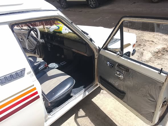 نيسان بيكاب 1995 - صورة 3