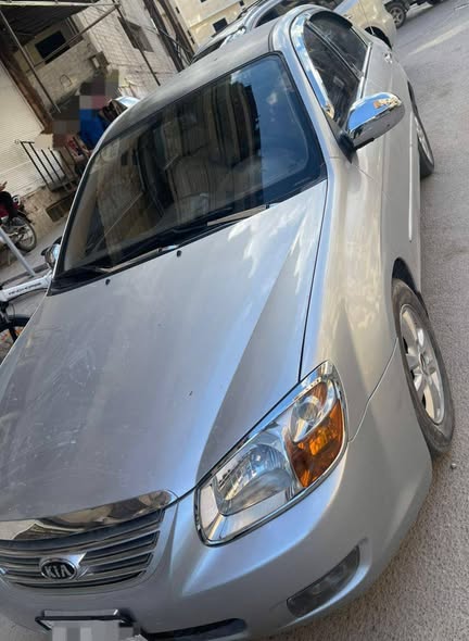 كيا سيراتو 2009 - صورة 1