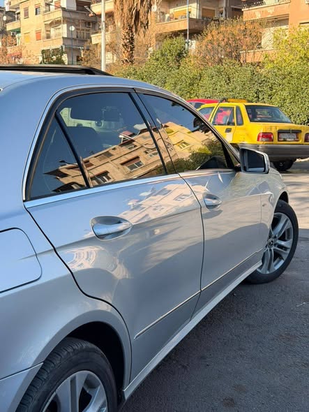 مرسيدس E220 2011 - صورة 4