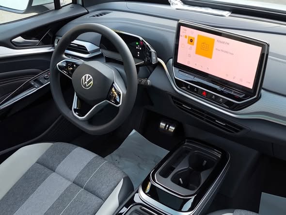 فولكسفاغن اي دي 4 2024 - صورة 3