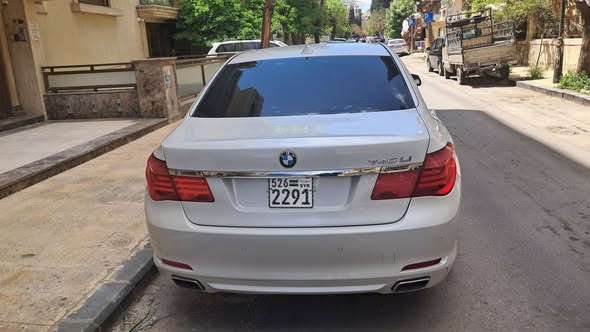 بي إم دبليو 740Li 2012 - صورة 4