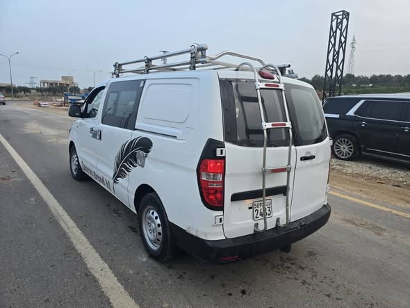 هيونداي اتش ون 2012 - صورة 4