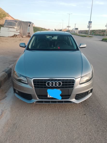 أودي A4 2012 - صورة 1