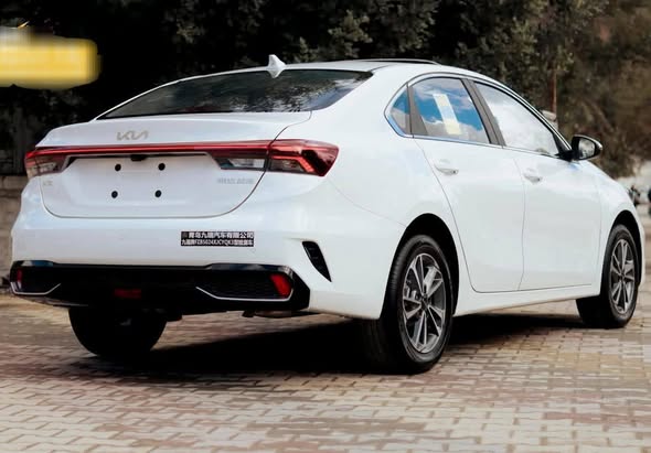 كيا K3 2025 - صورة 3