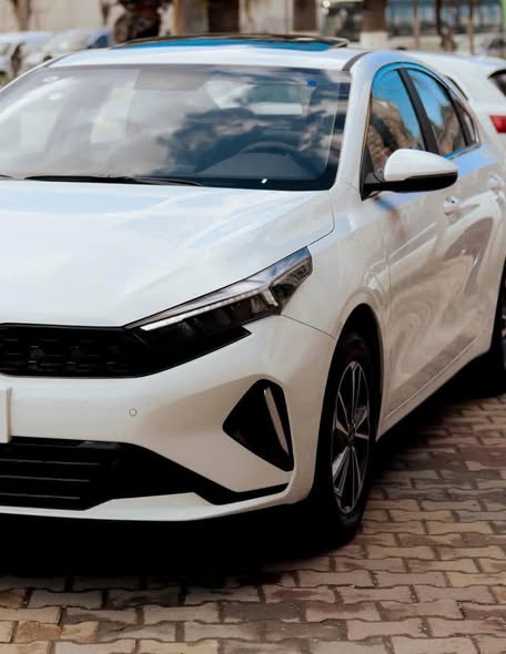 كيا K3 2025 - صورة 4