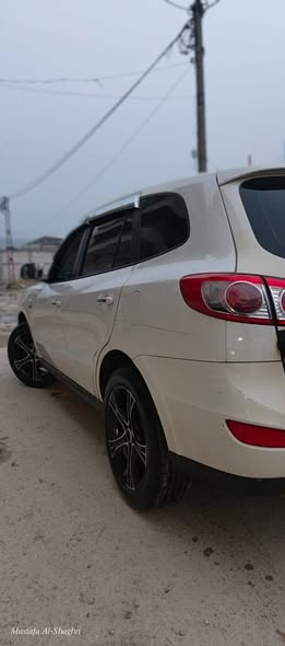 هيونداي سنتافيه 2010 - صورة 3