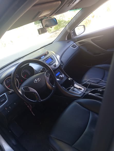 هيونداي افانتي 2013 - صورة 3