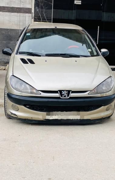 بيجو 206 2005 - صورة 1