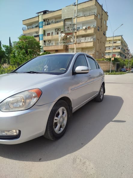 هيونداي فيرنا 2011 - صورة 4