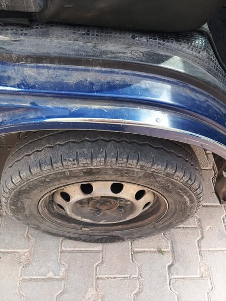 كيا بونغو 2006 - صورة 2