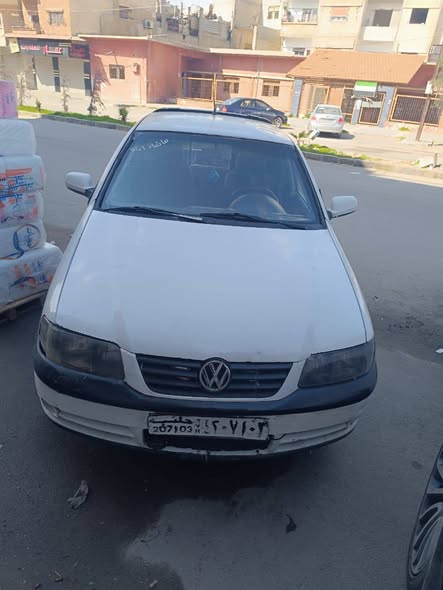 فولكس فاجن سافيرو 2003 - صورة 4