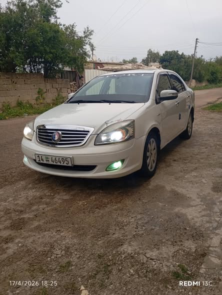 جيلي اس ال 2010 - صورة 2