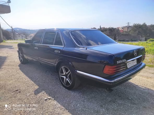 مرسيدس 500 1982 - صورة 2