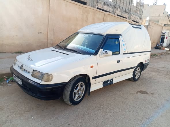 سكودا بيك أب 1998 - صورة 2