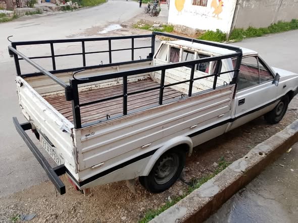 ايفيسو بيك اب 1996 - صورة 2