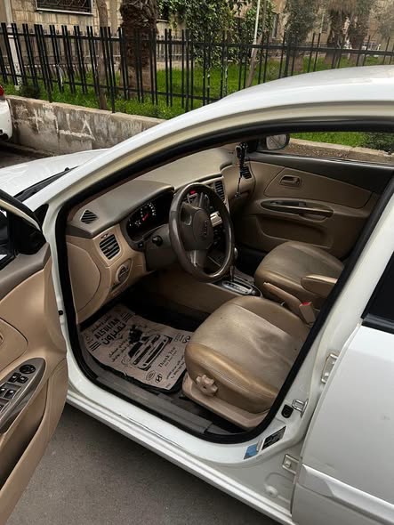 كيا ريو 2010 - صورة 5