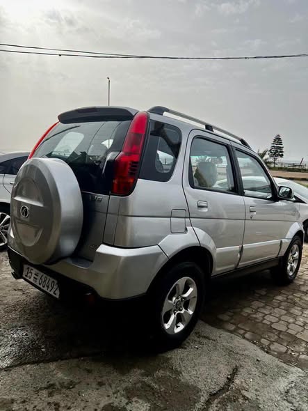 زوتاي نوماد 2009 - صورة 4