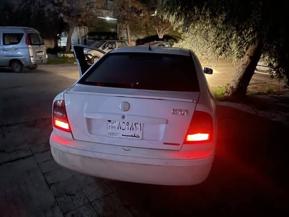 سكودا اوكتافيا 2001 - صورة 3