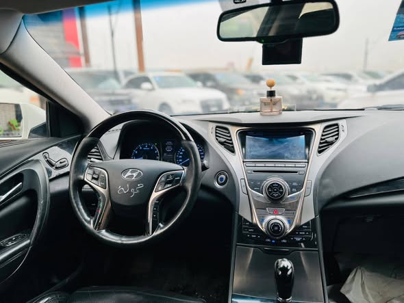 هيونداي ازيرا 2011 - صورة 5