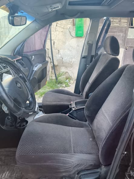 كيا سبورتاج 2006 - صورة 5