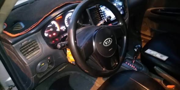 كيا ريو 2011 - صورة 2