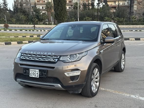 لاند روفر ديسكفري 2017 - صورة 4