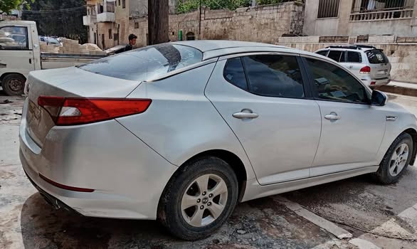 كيا K5 2011 - صورة 3