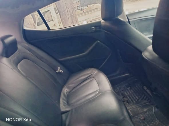 كيا K5 2011 - صورة 4