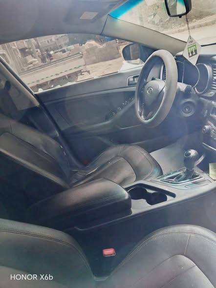 كيا K5 2011 - صورة 5