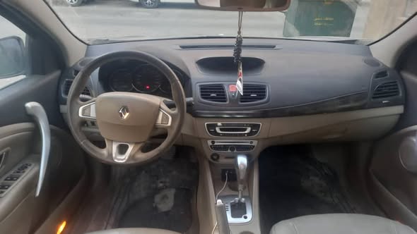 رينو فلوانس 2010 - صورة 5