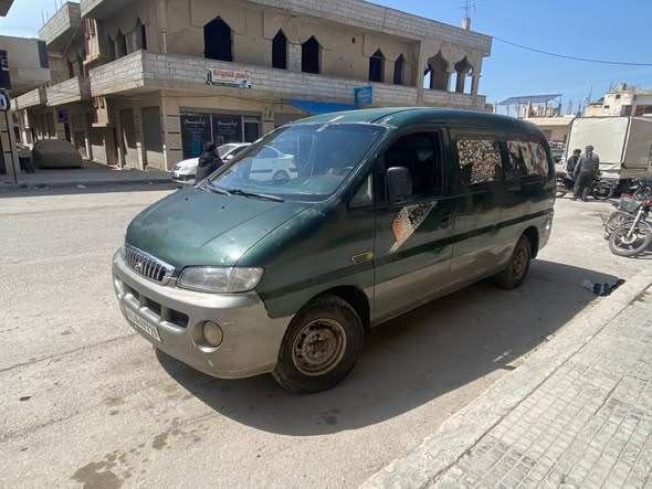 هيونداي ستاركس 1998 - صورة 4