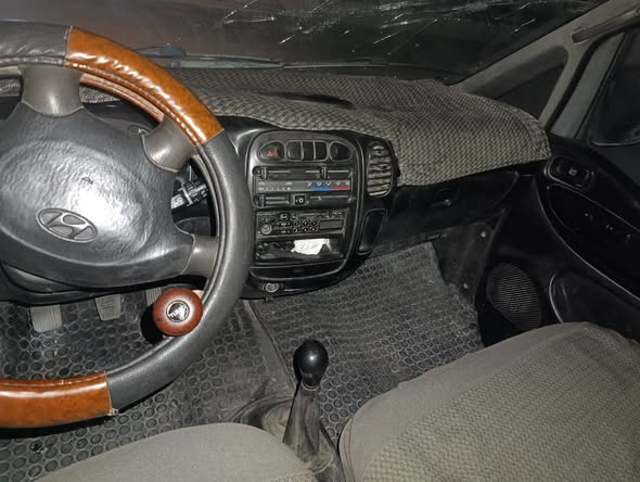 هيونداي ترايتون 1999 - صورة 4