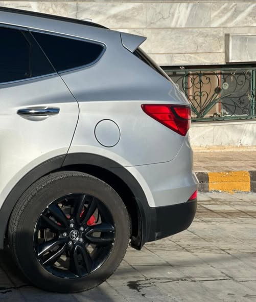 هيونداي سنتافيه 2013 - صورة 4