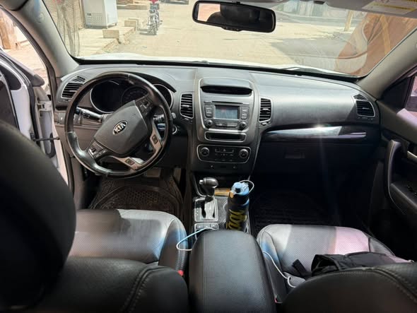 كيا سيرنتو 2015 - صورة 2