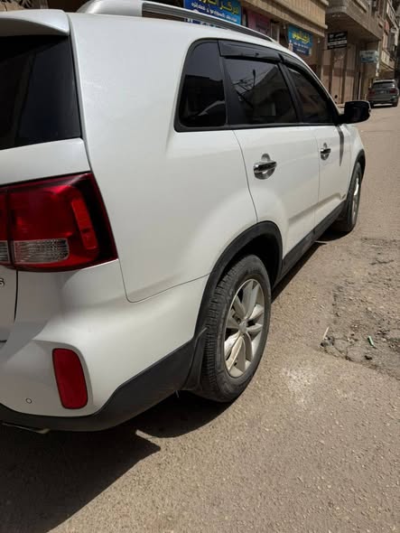 كيا سيرنتو 2015 - صورة 3