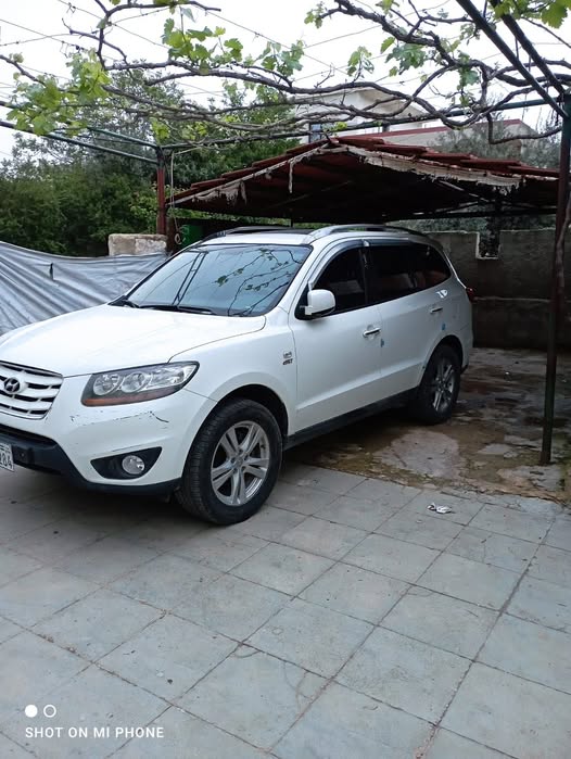 هيونداي سي ام 2010