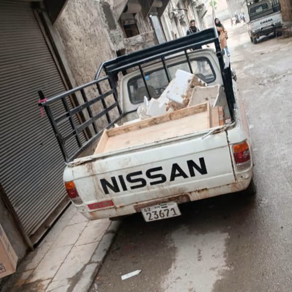 نيسان 1200 1993 - صورة 3