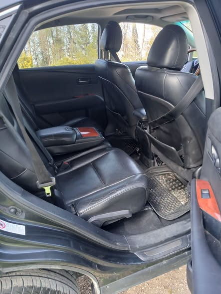 ليكزس RX350 2010 - صورة 2