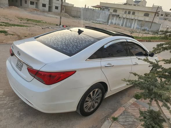 هيونداي سوناتا 2011 - صورة 2