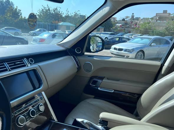 رانج روفر فوج 2015 - صورة 3