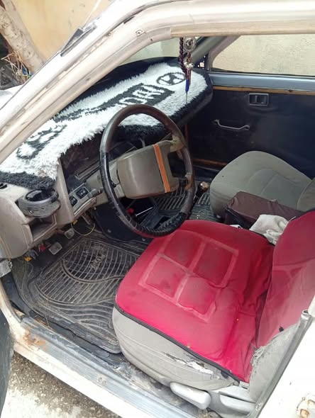 نيسان 1200 1983 - صورة 3