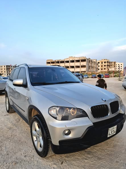 بي إم دبليو X5 2011 - صورة 3