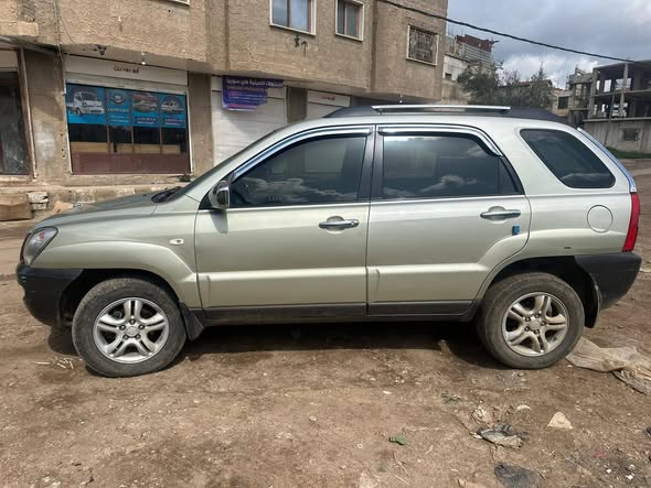 كيا سبورتاج 2005 - صورة 2