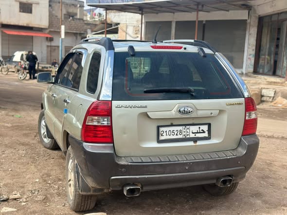 كيا سبورتاج 2005 - صورة 4