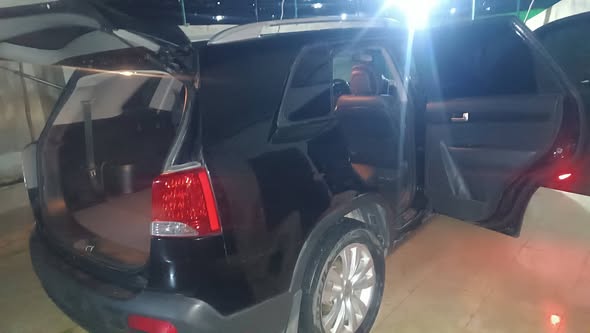 كيا سورينتو 2011 - صورة 2