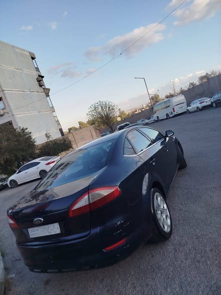 فورد مونديو 2010 - صورة 4