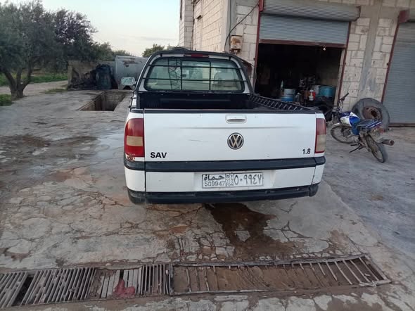 فولكس فاجن سافيرو 2004 - صورة 2