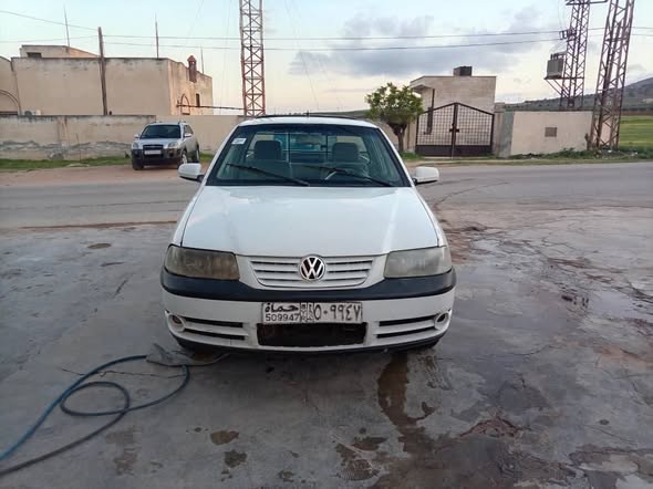 فولكس فاجن سافيرو 2004 - صورة 4