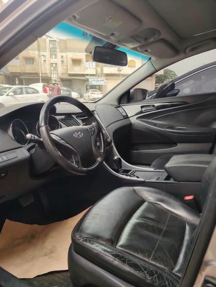 هيونداي سوناتا 2011 - صورة 4