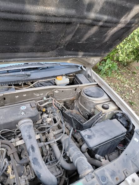 إيران خودرو سامند 2009 - صورة 5